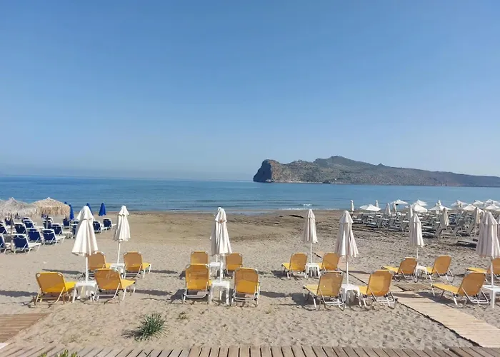 Ostrakon Suites